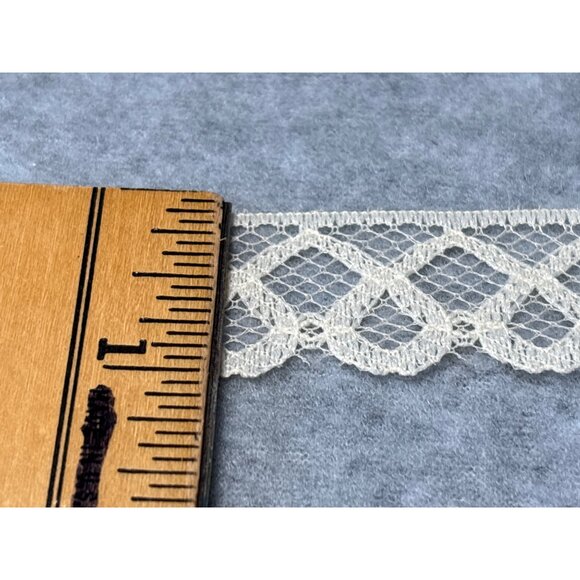 Vintage Beige Lace Trim 2 yards + 24" Scalloped Edge Sewing Crafting Embellishme - Picture 3 of 5